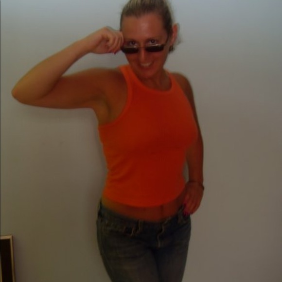 Meet your Posher, Michelle - Picture 1 of 1